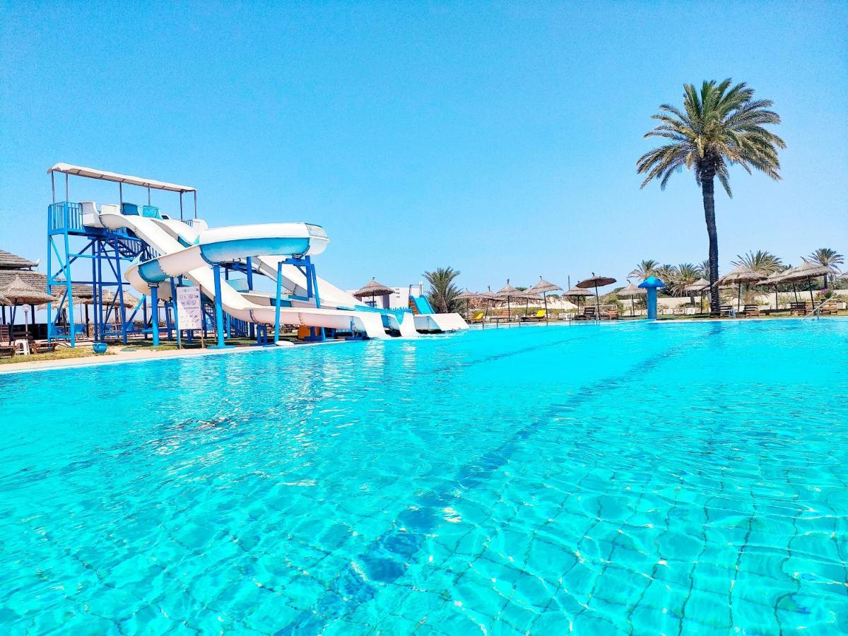 Hotel Neptunia Skanes Monastir Bagian luar foto